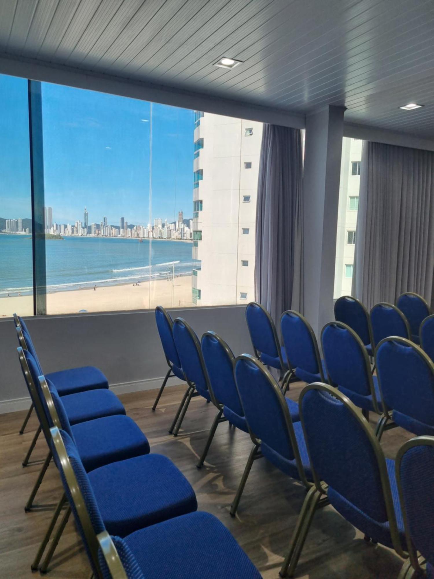 Hotel Marambaia E Convenções 4*